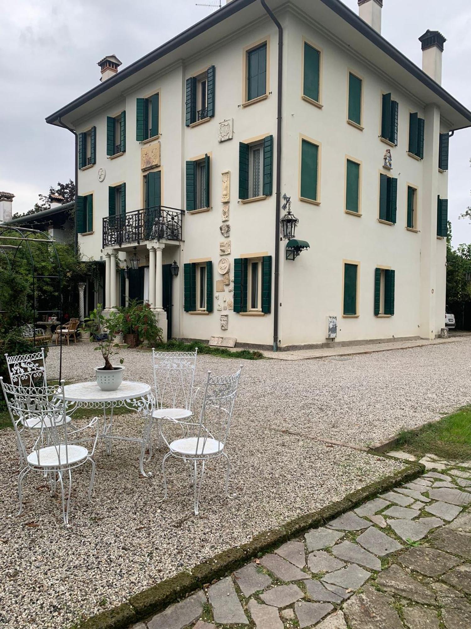Alloggio in famiglia Leonati